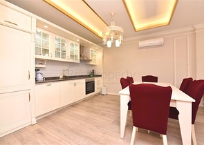 2+1 apartment in a top complex in the center of Alanya