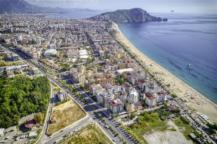 A project with hotel infrastructure within walking distance to Cleopatra beach