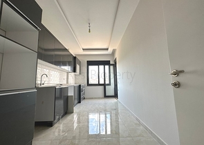 The apartment has a 2+1 layout with a separate kitchen