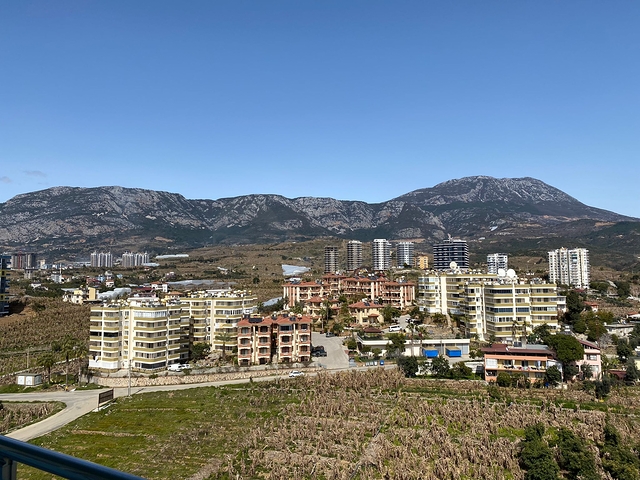 Three-bedroom penthouse in a residential complex with infrastructure