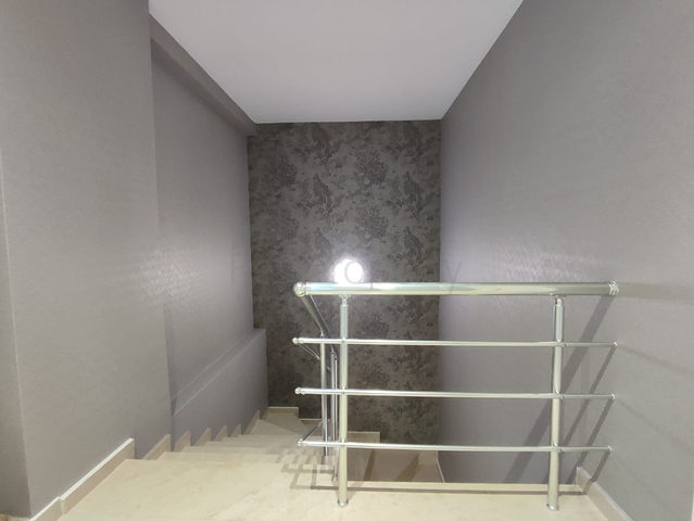 Three-bedroom penthouse in a residential complex with infrastructure