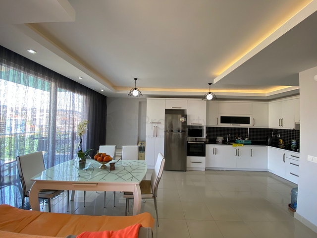 Three-bedroom penthouse in a residential complex with infrastructure