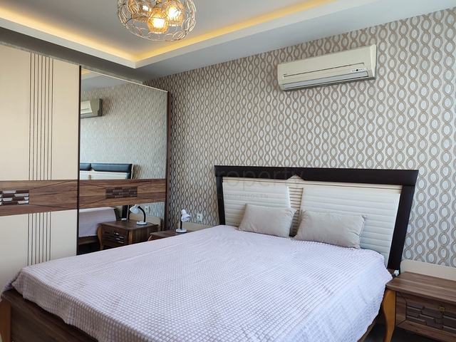 Three-bedroom penthouse in a residential complex with infrastructure