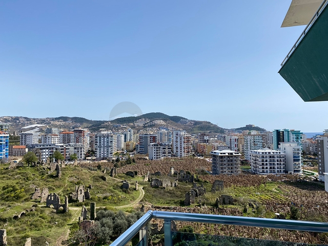 Three-bedroom penthouse in a residential complex with infrastructure