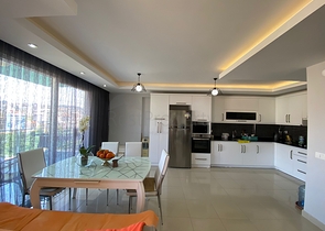 Three-bedroom penthouse in a residential complex with infrastructure