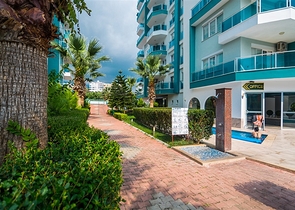 Three-bedroom penthouse in a residential complex with infrastructure