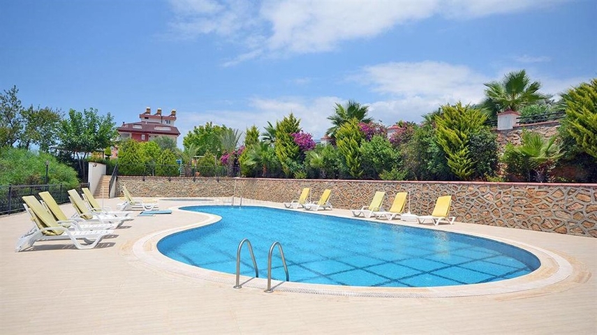 Apartment in Tosmur district