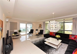 7+1 apartment with separate kitchen in Jikjili district