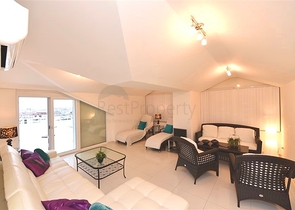 7+1 apartment with separate kitchen in Jikjili district