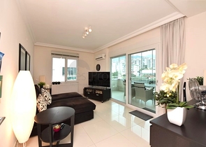 7+1 apartment with separate kitchen in Jikjili district