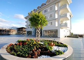 7+1 apartment with separate kitchen in Jikjili district