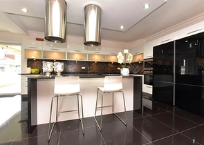 7+1 apartment with separate kitchen in Jikjili district