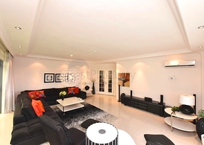 7+1 apartment with separate kitchen in Jikjili district