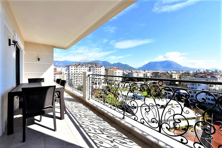 Luxury apartment from the owner in a premium level 2+1 complex