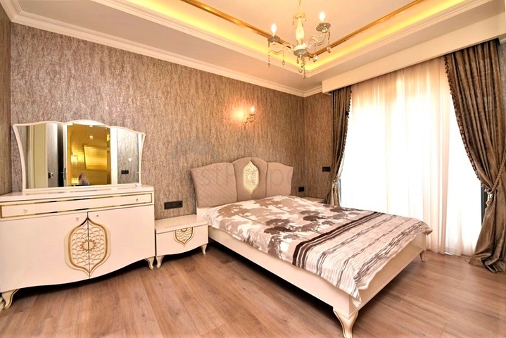 Luxury apartment from the owner in a premium level 2+1 complex