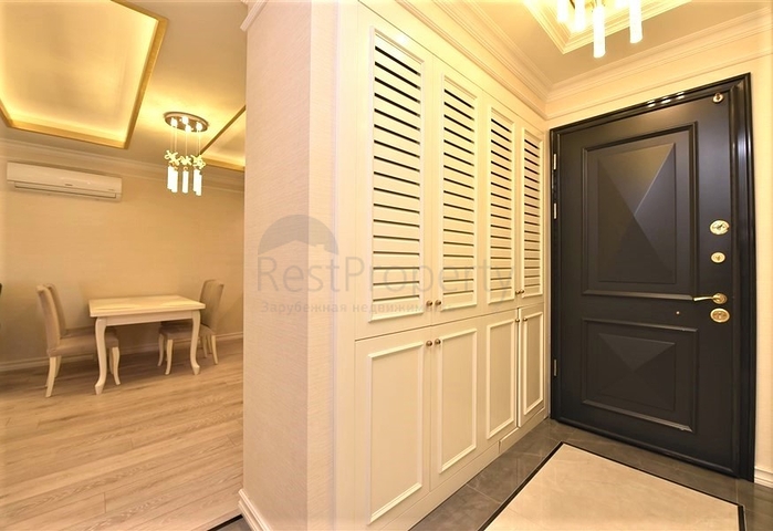 Luxury apartment from the owner in a premium level 2+1 complex