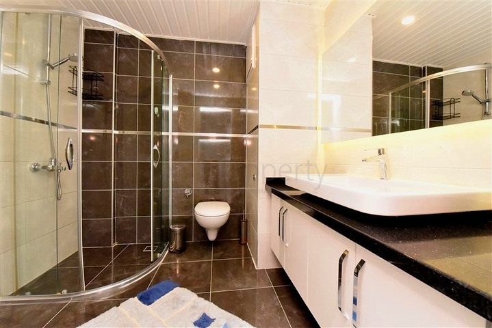 5+1 villa with stunning views of Alanya