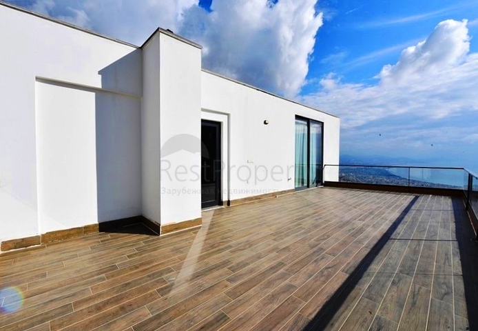 5+1 villa with stunning views of Alanya