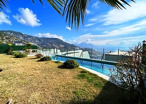 5+1 villa with stunning views of Alanya