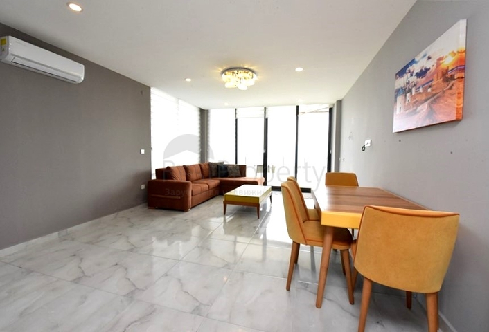 Three-storey 5+1 villa in the very center of Alanya