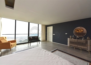 Three-storey 5+1 villa in the very center of Alanya