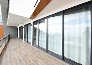 Three-storey 5+1 villa in the very center of Alanya