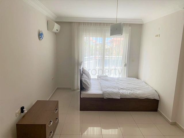 Spacious 3+1 apartment in Mahmutlar