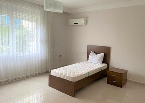 Spacious 3+1 apartment in Mahmutlar