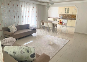 Spacious 3+1 apartment in Mahmutlar