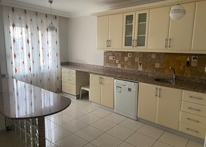 Spacious 3+1 apartment in Mahmutlar