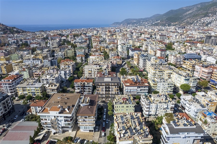 New premium class complex in the center of Alanya