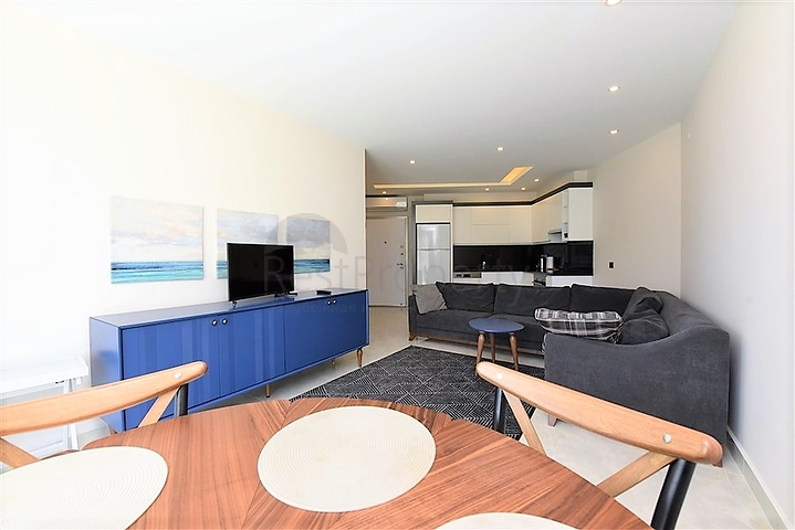 1+1 apartment with sea view in a premium complex