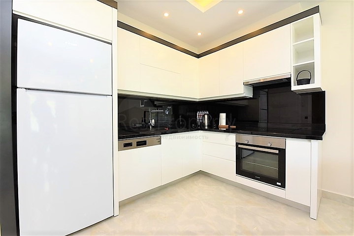 1+1 apartment with sea view in a premium complex