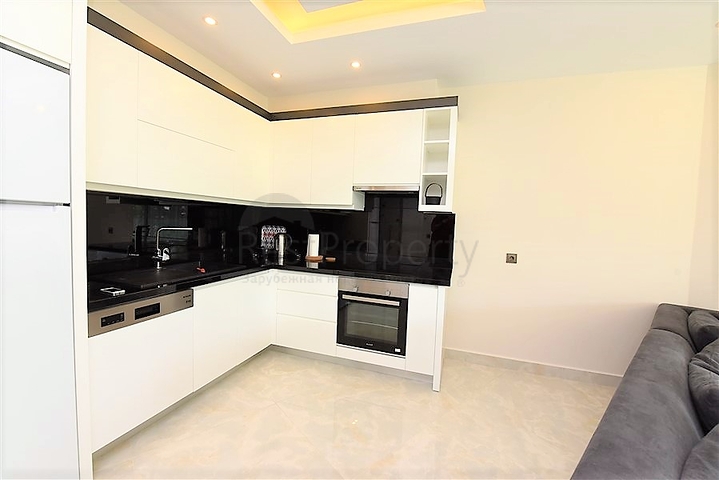 1+1 apartment with sea view in a premium complex