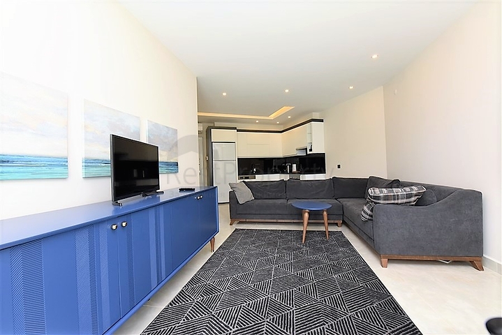 1+1 apartment with sea view in a premium complex