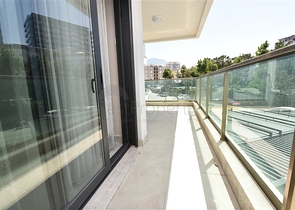 1+1 apartment with sea view in a premium complex