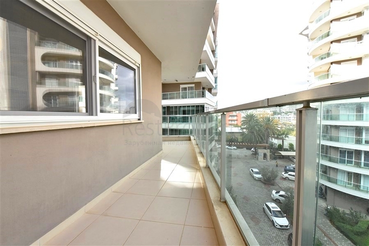 Spacious 1+1 apartment in a complex with hotel infrastructure