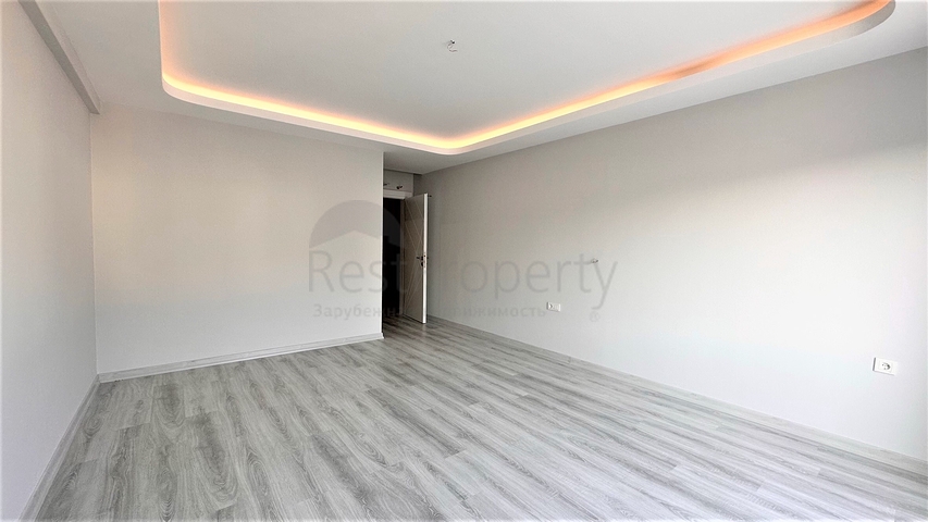 2+1 penthouse in the center of Mahmutlar with mountain view 