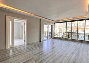 2+1 penthouse in the center of Mahmutlar with mountain view 