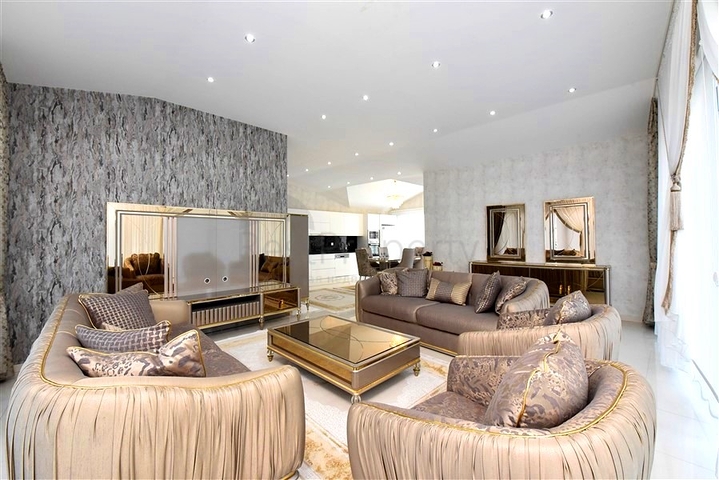 Spacious duplex 2+1 in Kestel district