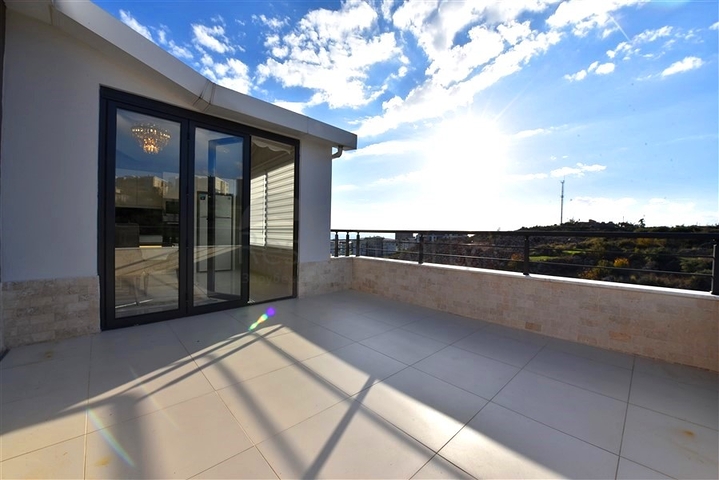 Spacious duplex 2+1 in Kestel district