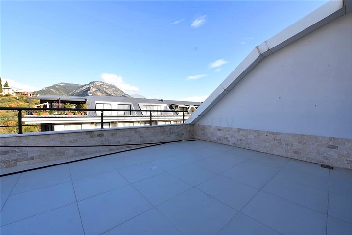 Spacious duplex 2+1 in Kestel district