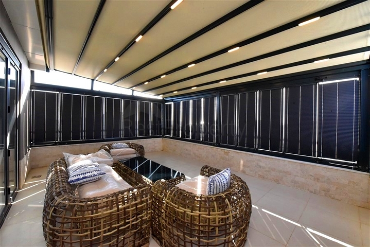 Two-bedroom apartment with designer furniture in Kestel district