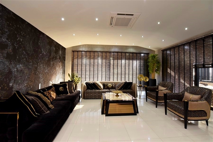 Two-bedroom apartment with designer furniture in Kestel district