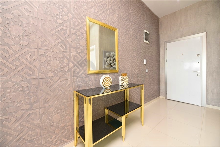 Two-bedroom apartment with designer furniture in Kestel district