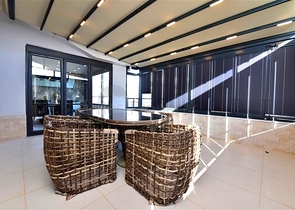 Two-bedroom apartment with designer furniture in Kestel district