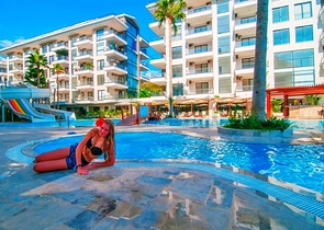 Two-bedroom apartment with designer furniture in Kestel district