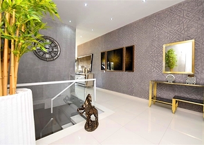 Two-bedroom apartment with designer furniture in Kestel district