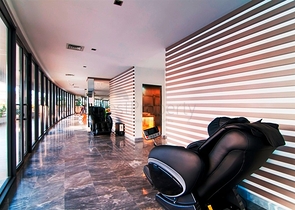 Two-bedroom apartment with designer furniture in Kestel district