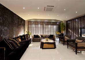 Two-bedroom apartment with designer furniture in Kestel district